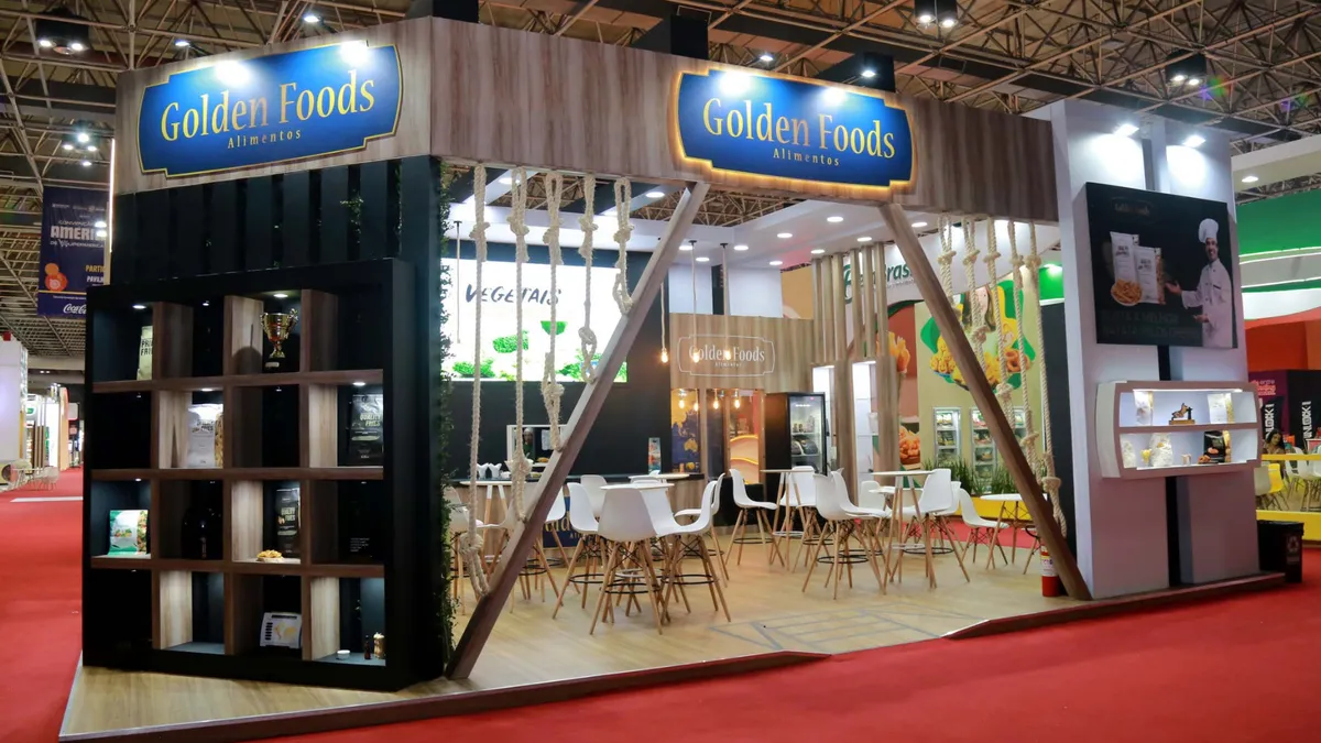 Stand da Golden Foods montado pela Griffin Montagens em feira